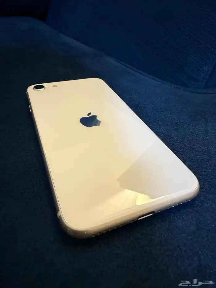 للبيع ايفون se3 1