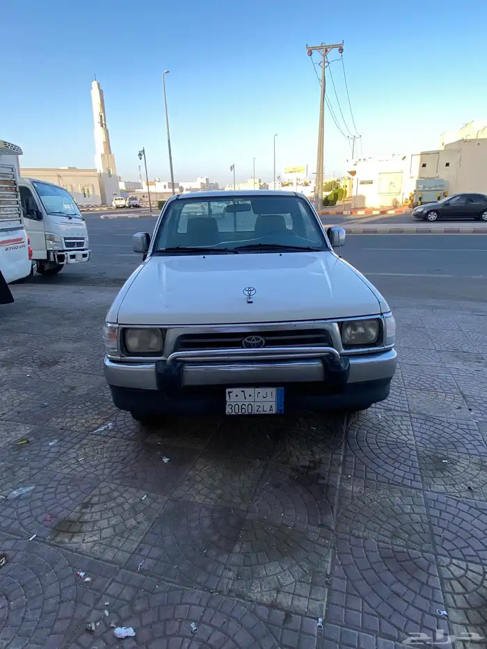 للبيع هايلوكس 99 مكيف طاره عايدي بدي بلد 2