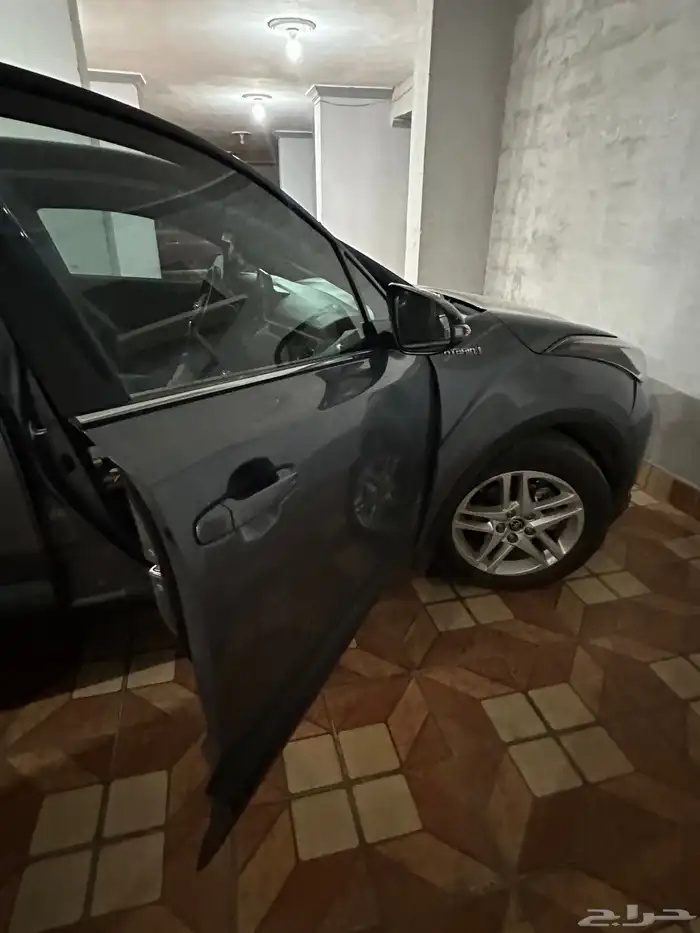 تويوتا C-hr إس اتش ار 1