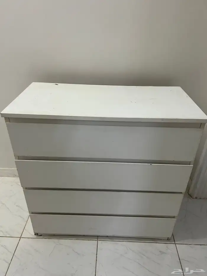 اجهزة و اثاث للبيع في الليث 1