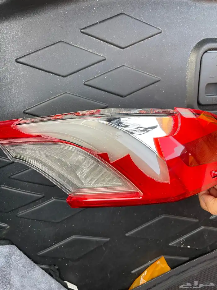 أسطب خلفي كامري 2025 0