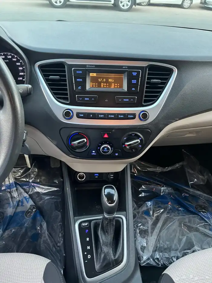 اكسنت 2022 نظيف 8