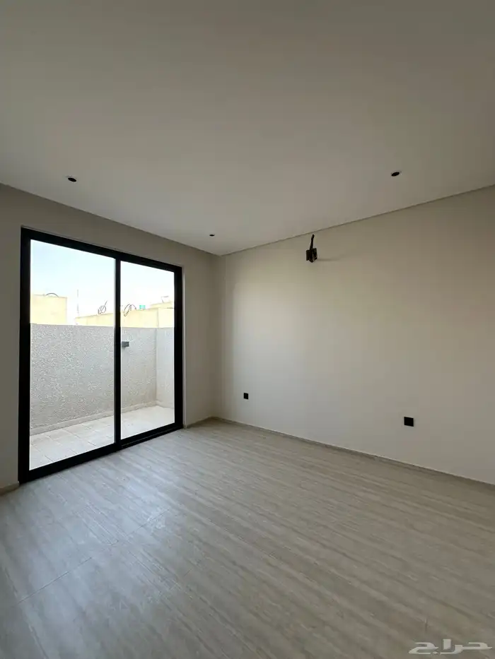 فيلا فاخرة بحي النهضة 65