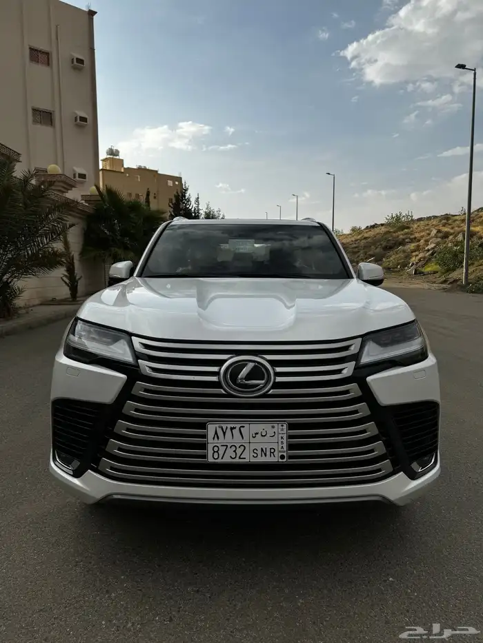 جيب لكزس BB 2022 0
