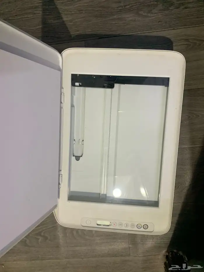 طابعه مستخدمه نضيفه 1