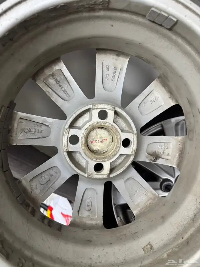جنوط يارس نضيفة مع الكفرات 6