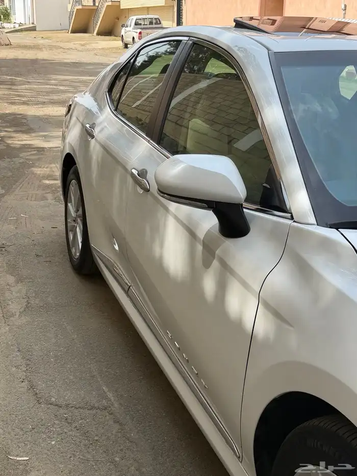 كامري 2023 GLE فل كامل ابيض سعودي 16