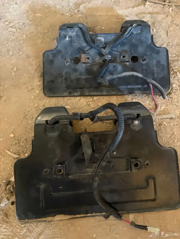 قاعدة سبير جيب ربع مع قاعدة لوحة 2