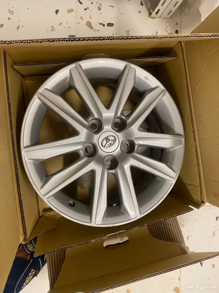 جنوط كامري 18 19 2