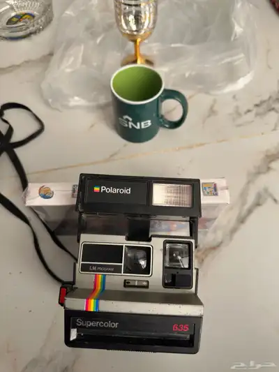 كاميرا Polaroid فورية قديمة index