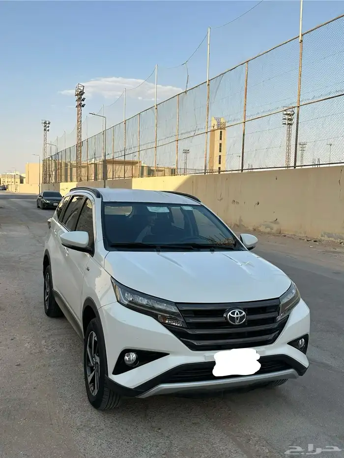 تويوتا راش 2022 سعودي ممشى قليل . 2