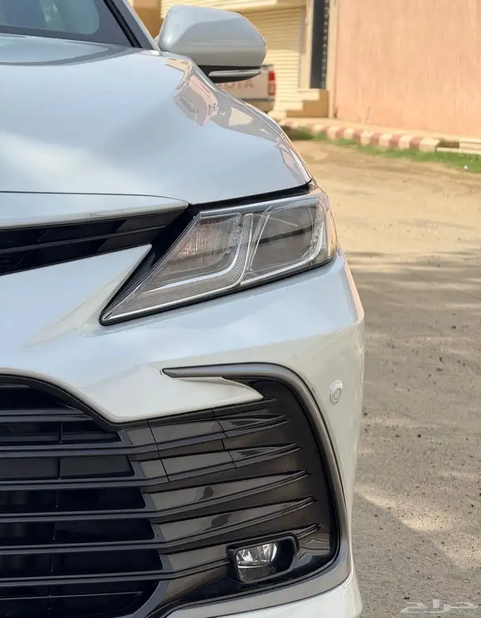 كامري 2023 GLE فل كامل ابيض سعودي 4