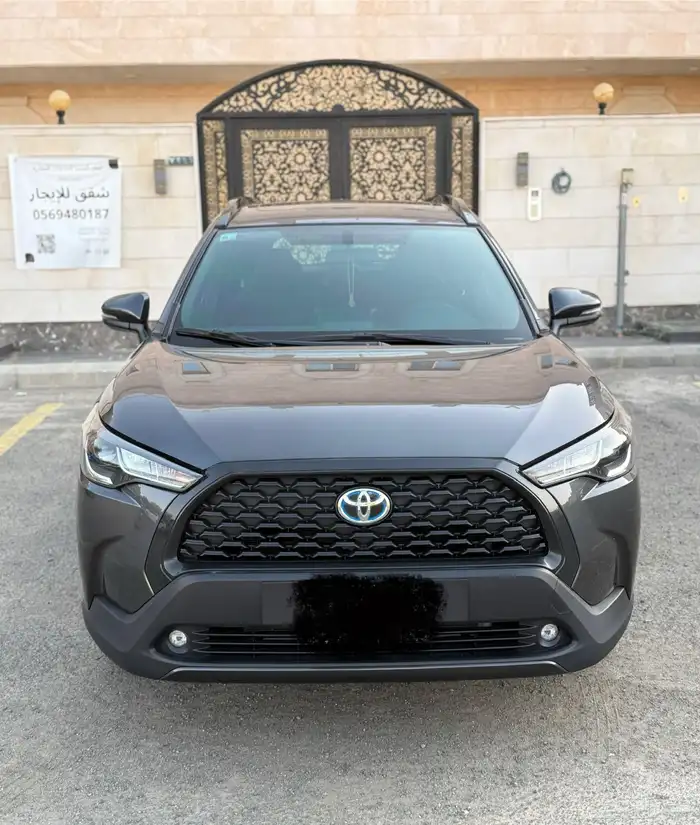 تويوتا كورولا كروس 2023 XLE HEV نص فل وكالة 0