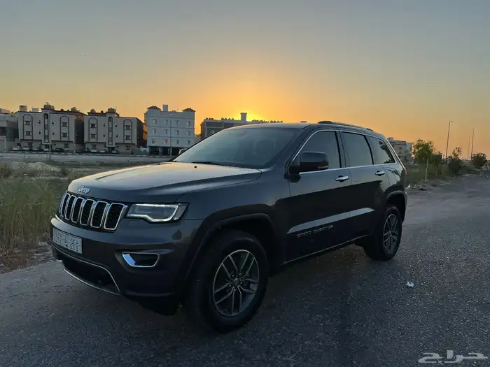 2018 Jeep Grand Cherokee - V8 1