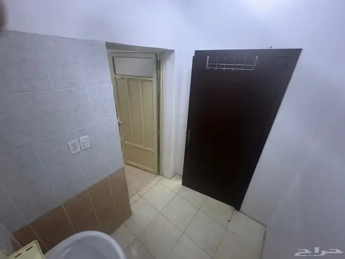 شقة عوائل للإيجار 21