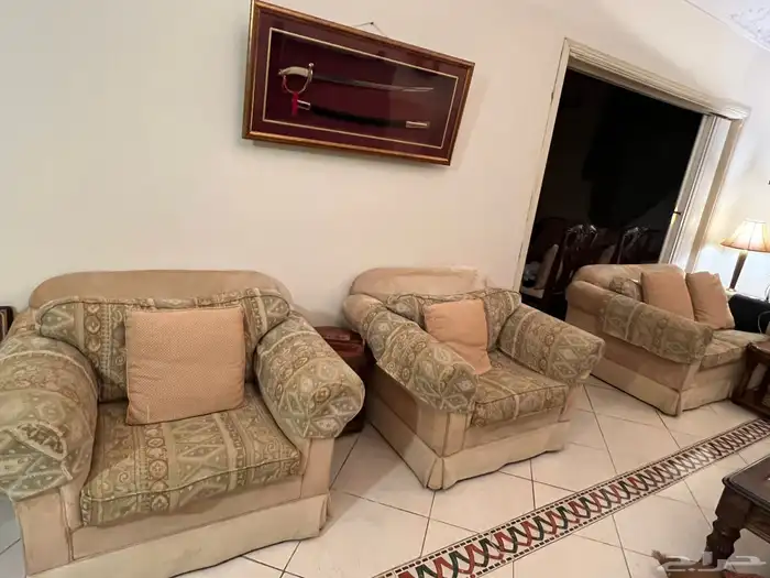 للبيع كنب غرفة ضيوف ( مجلس ) ( تم تنزيل السعر لسرعة البيع ) 1
