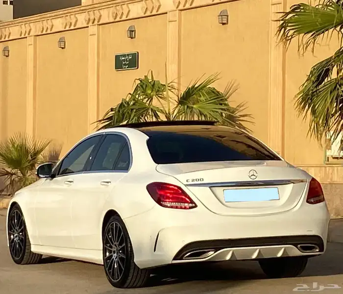 مرسديس C200 2018 سعودي 11