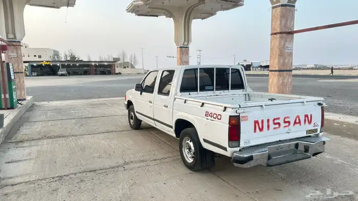 نيسان ددسن 90 4