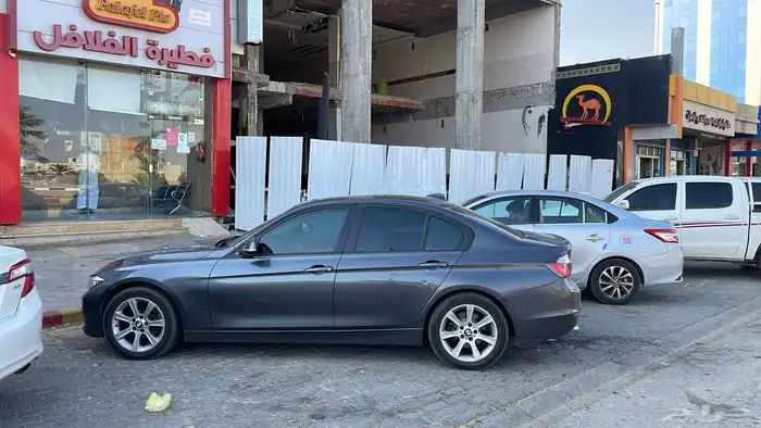 بي ام دبليو 320 1