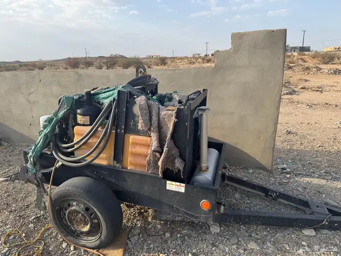 طحان حجر . مكينه كبنشر هوا . هلتي كهرب . دينمو كبير. مأطور 4