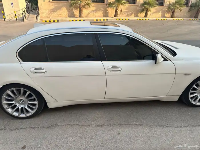 للبيع بي ام دبليو 730 نظيفة 5