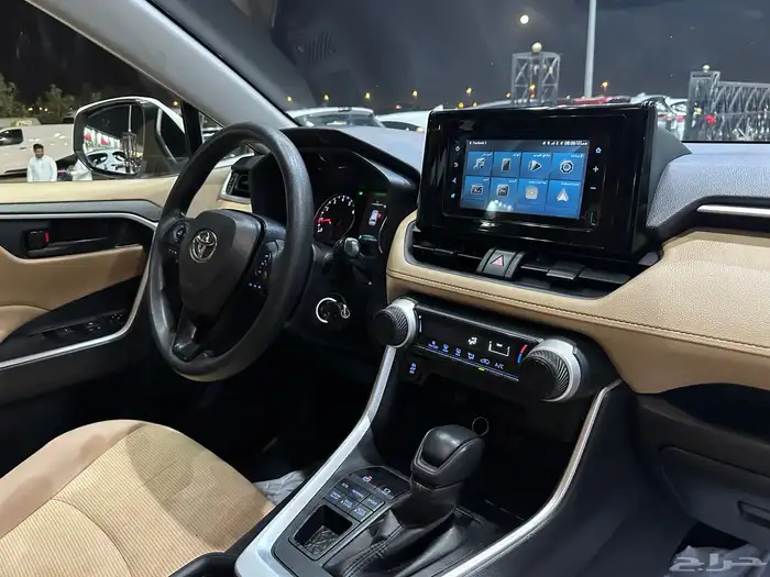 تويوتا راف فور موديل 2022 دبل 16