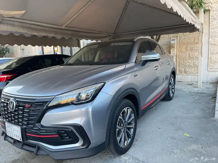 للبيع شانجان CS85 موديل 2023 ممشى 44 الف فقط 5