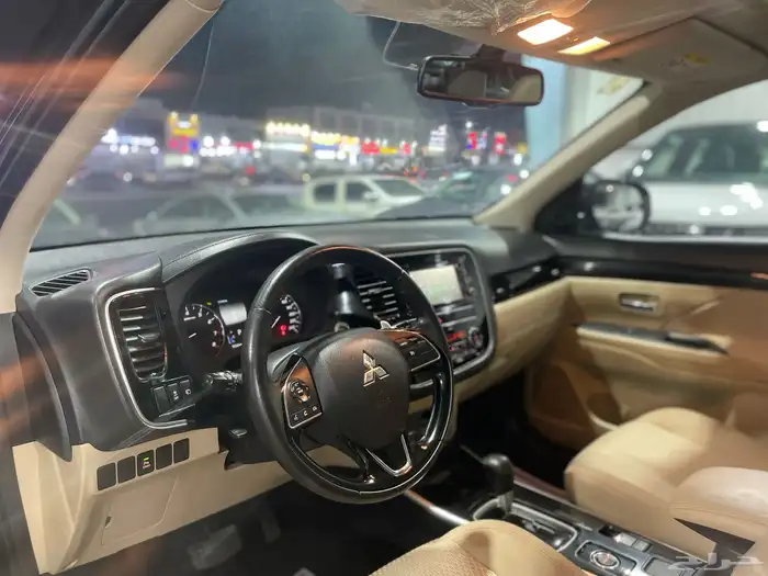 ميتسوبيشي اوتلاندر 2019 6