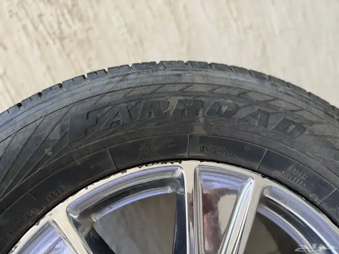 للبيع جنوط مع كفارتها لفورد F150 مقاس 18 انش 5