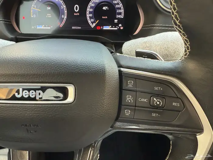 جيب قراند شيروكي L 4x4 V6 2022 8