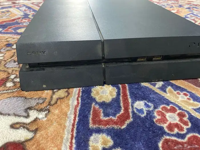 سوني فور للبيع مابه شيء بس ما ابغه تراه به العب بفلوس 4