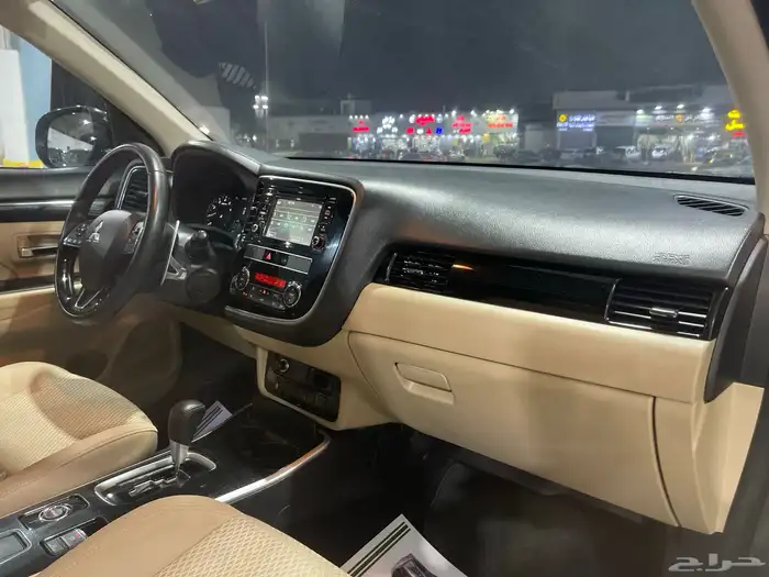 ميتسوبيشي اوتلاندر 2019 8