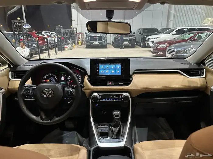 تويوتا راف فور موديل 2022 دبل 15