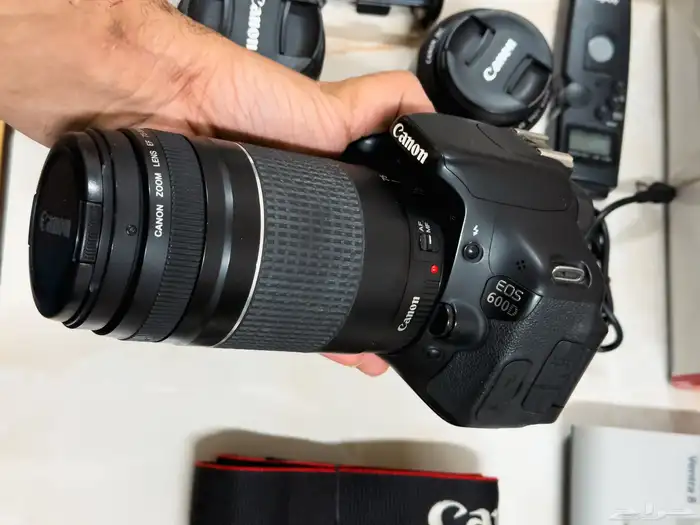 كاميرا كانون d600 مع كامل ملحقاتها 1