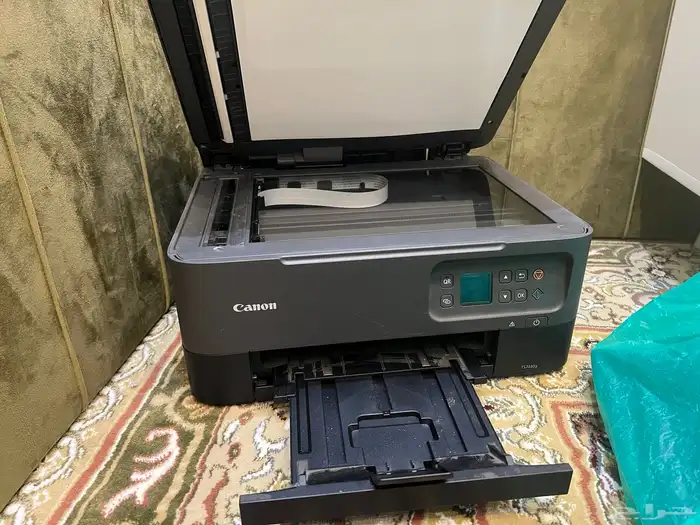 طابعة كانون مع الكرتون 5