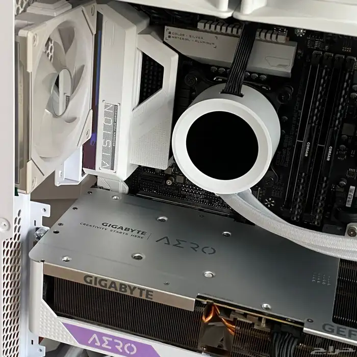 كامبيوتر العاب تجميعة بيضاء  Gaming pc for sell white specs 11