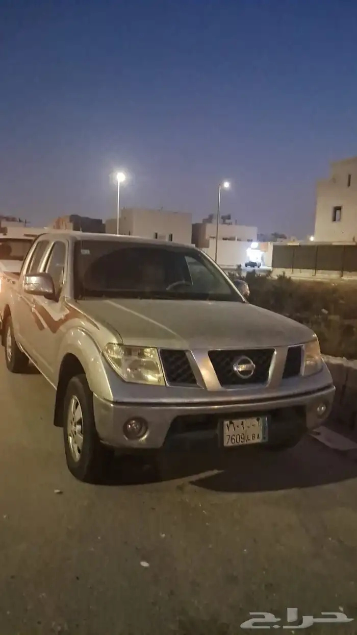 نيسان نافارا 1