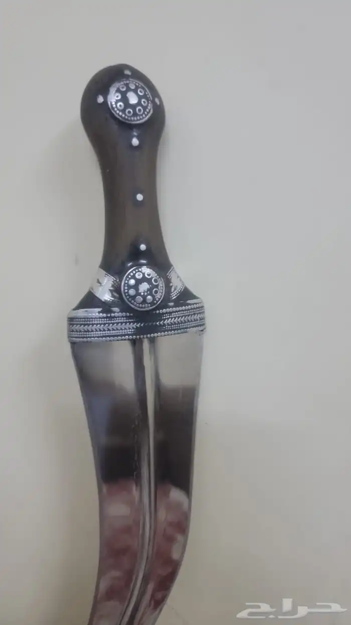 جنبيه حضرمي قبضه الراس وافيه النصله حضرمي 0