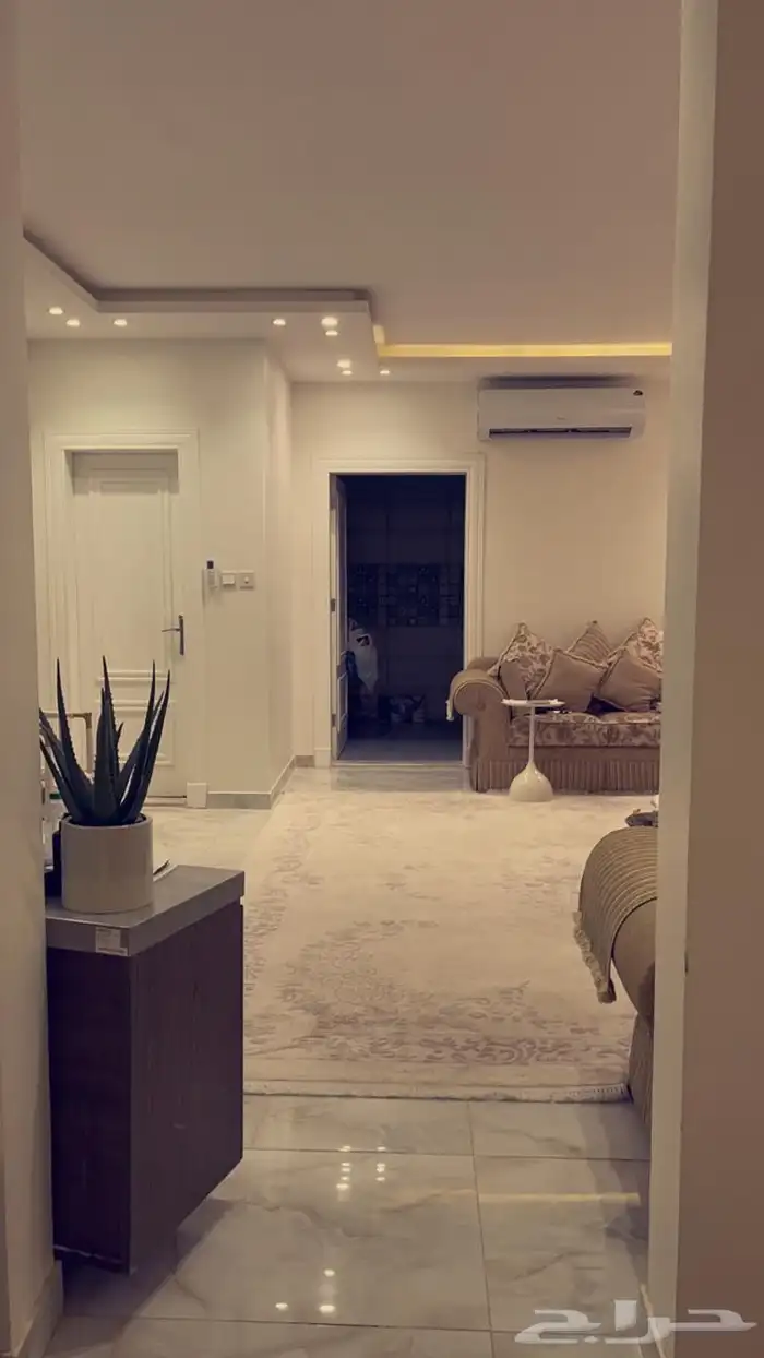شقة للبيع حي العارض 5