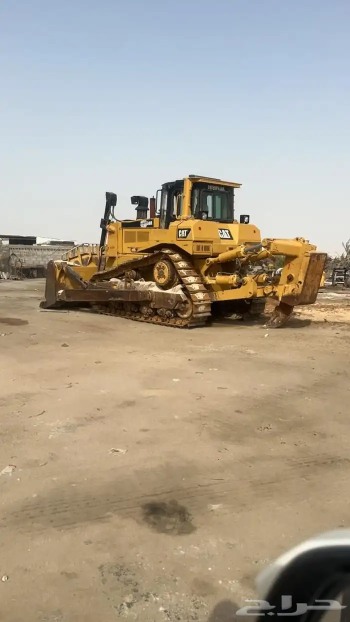 بلدوزر D8R لبيع 0