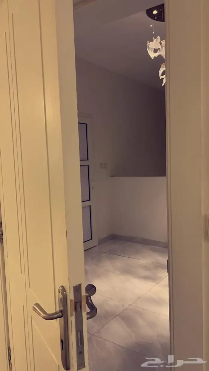 شقة للبيع حي العارض 8