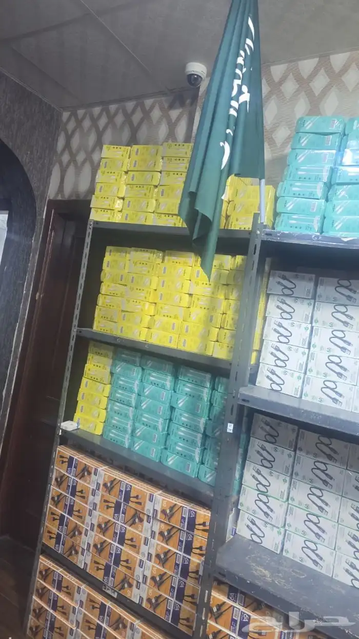 للبيع جوالات سماعات جرابات كيبلات شواحن جديدة دفعة جديدة 2