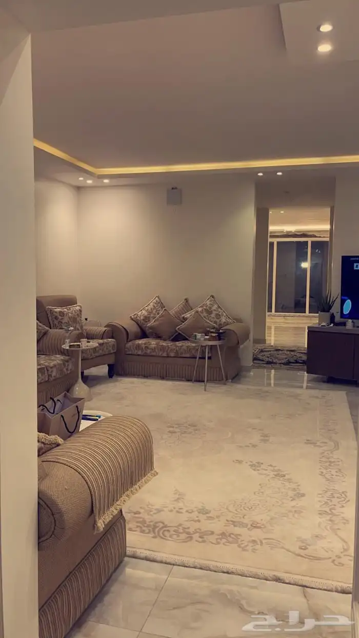 شقة للبيع حي العارض 12