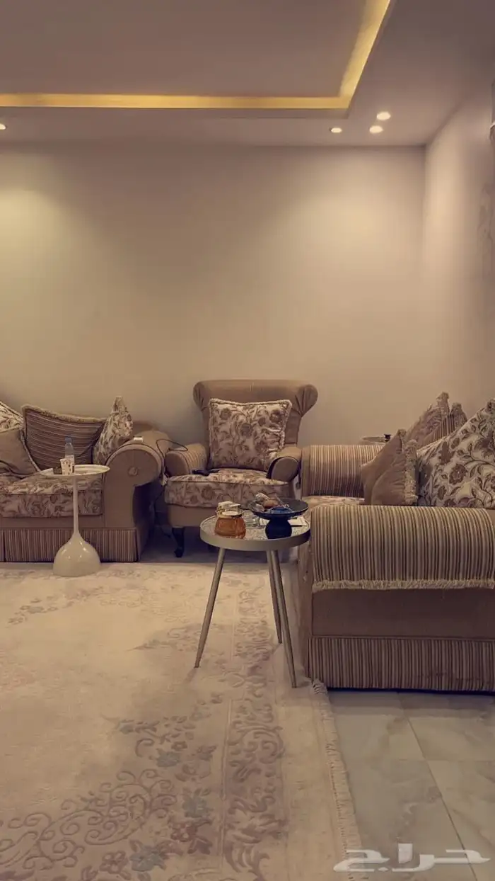 شقة للبيع حي العارض 11