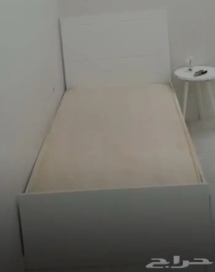 اجهزة و اثاث للبيع في الليث 0