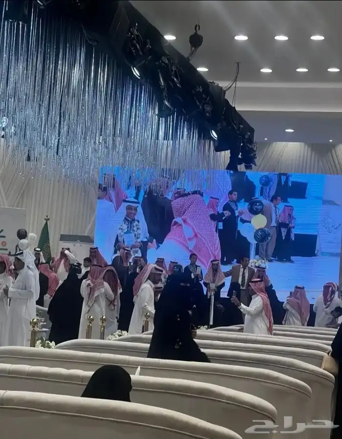 تأجير كوش تأجير طاولات استقبال تأجير خيام تأجير شاشات 17