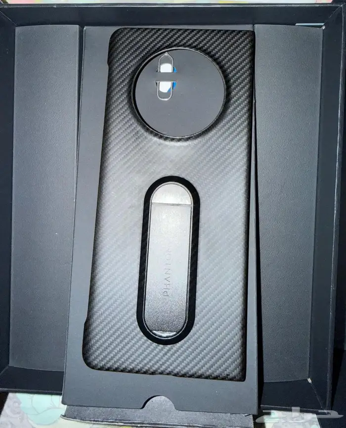 Tecno phantom v flod 2