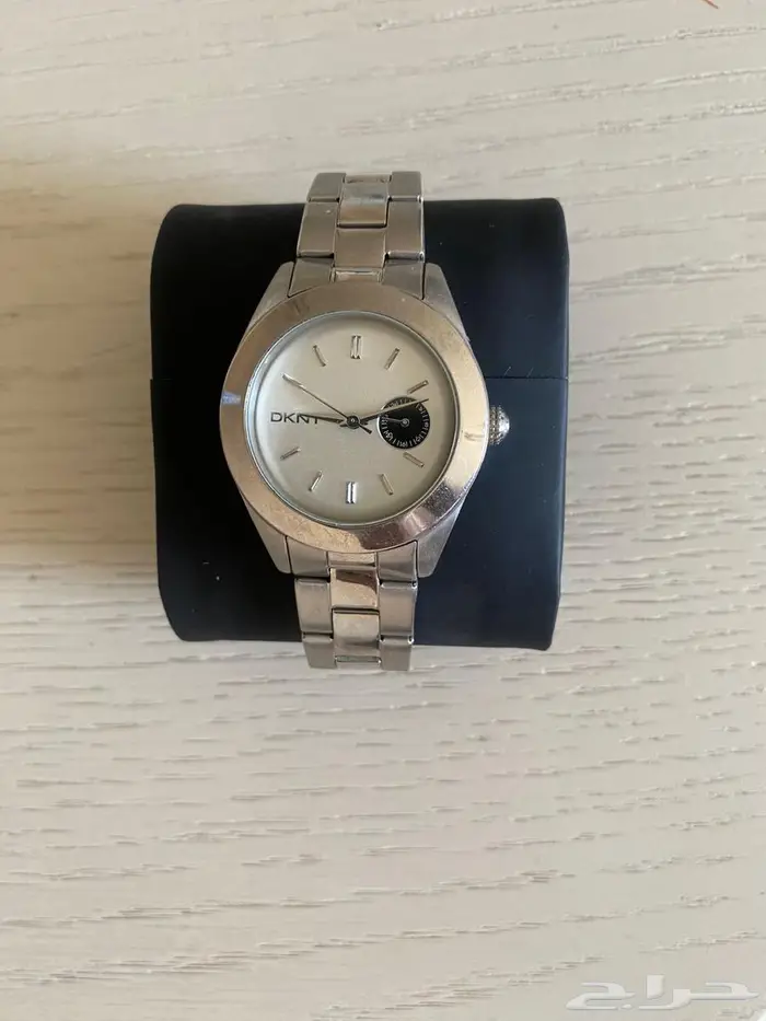 ساعة نسائية ماركة دكني DKNY 1