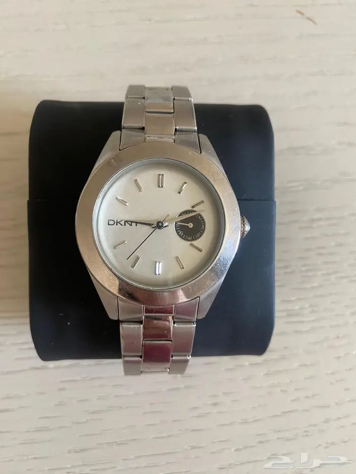 ساعة نسائية ماركة دكني DKNY 0
