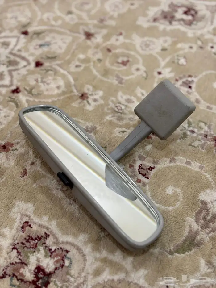مرايه جيب ربع في القزازه الاماميه 0